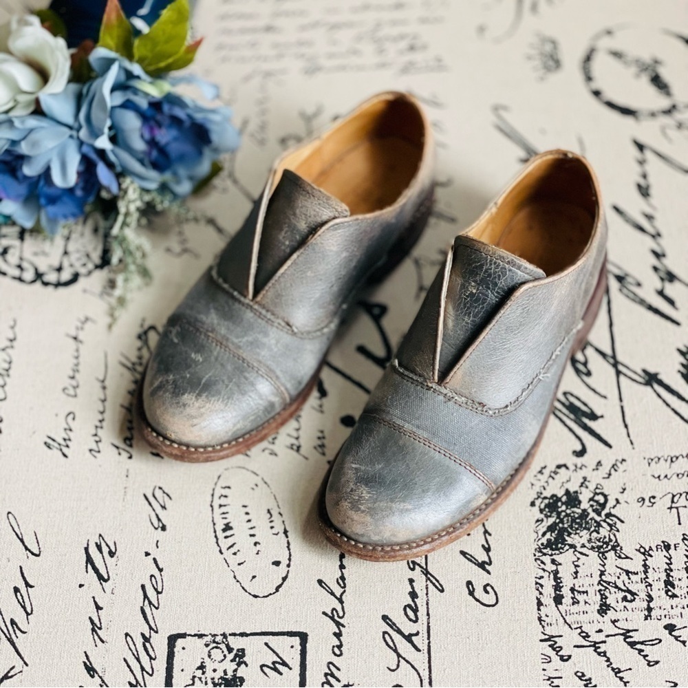Bed Stu Cobbler Series Rose Leather Slip On Loafer in Gray, Size 7.5